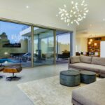 The Views - Lounge with a view