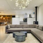 The Views - Living room