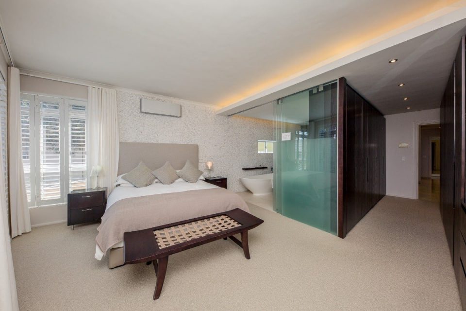 Echelon - Master bedroom