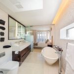 Echelon - Master bathroom