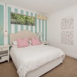 Ave Des Huguenots - Second bedroom