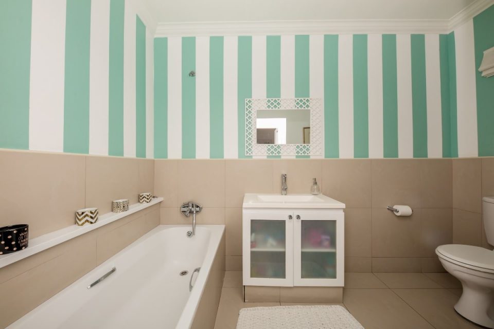 Ave Des Huguenots - En-suite