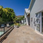 Ave Des Huguenots - Patio