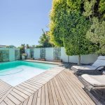 Ave Des Huguenots - Swimming Pool