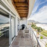 Seasonsfind The Bay - Balcony with seating