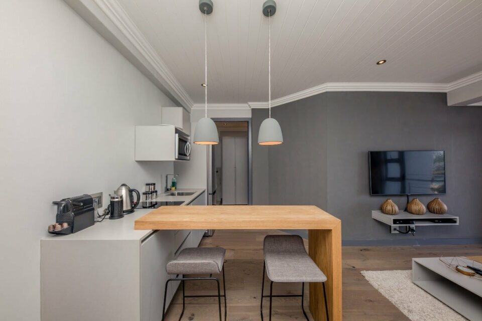 Seasonsfind The Bay - Kitchen seating