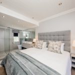 Seasonsfind The Sunset - Main bedroom