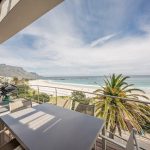 Seasonsfind The Sunset - Balcony seating