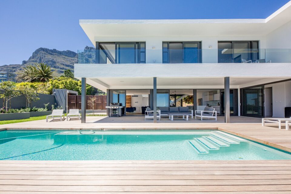 8 Fiskaal - Exterior