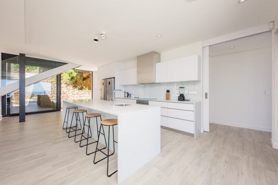 8 Fiskaal - Kitchen seating