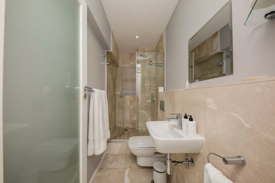 Atlantic Views - Bathroom