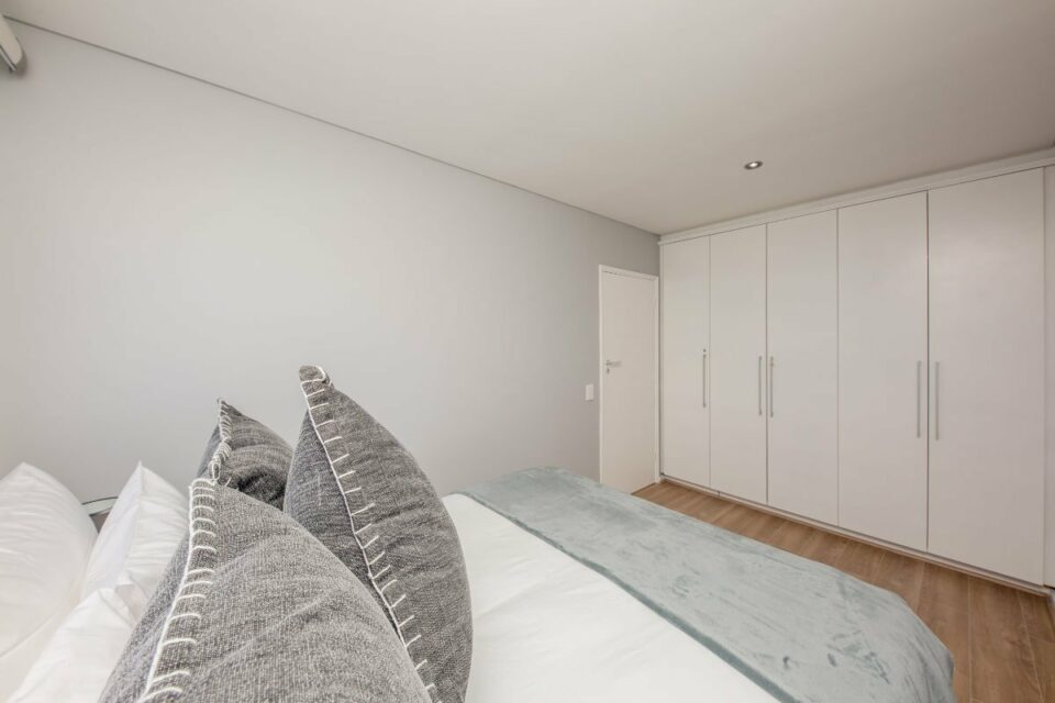 Atlantic Views - Second room