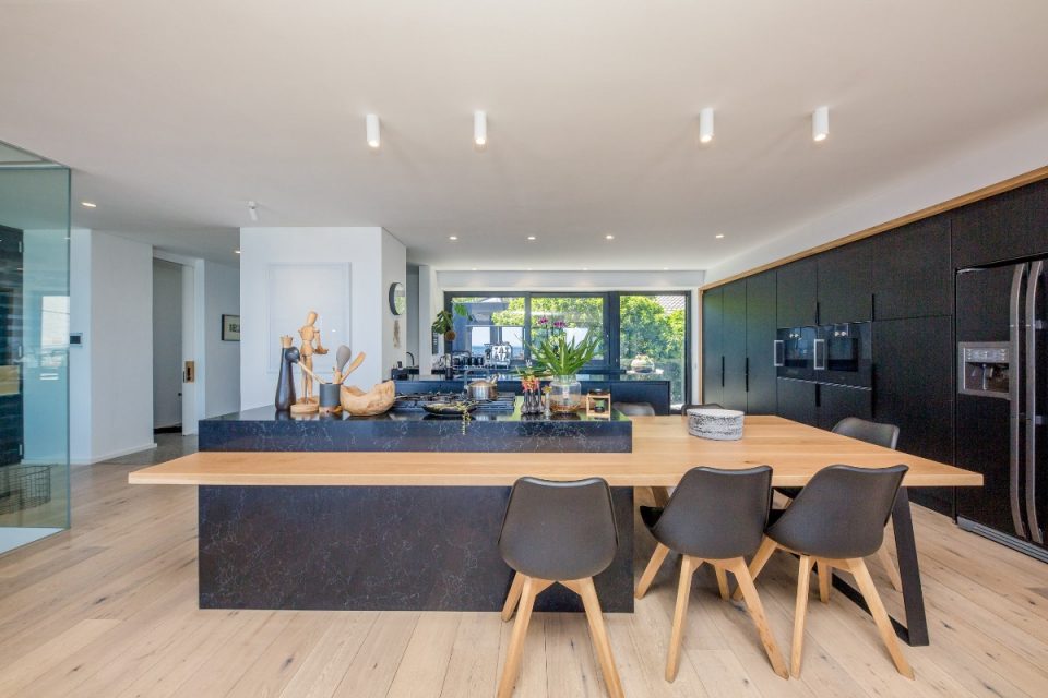 Bakoven Hideaway - Breakfast bar