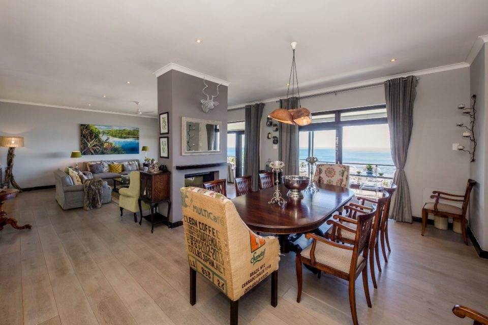 Kaplan House - Dining area