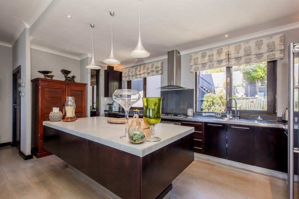 Kaplan House - Kitchen