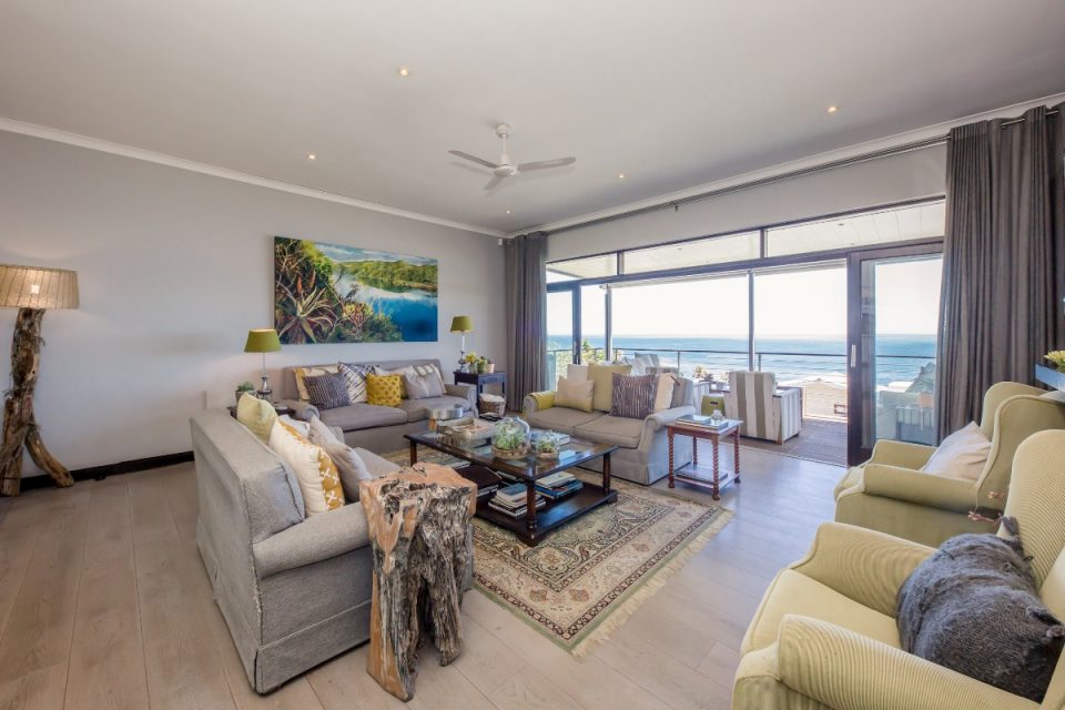 Kaplan House - Lounge