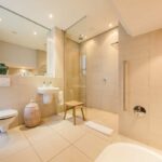 Loader Apartment - En-suite to master