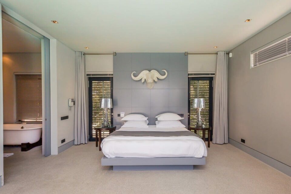 Loader Penthouse - Master bedroom