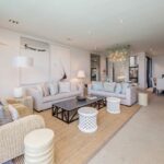 Loader Villa - Living area