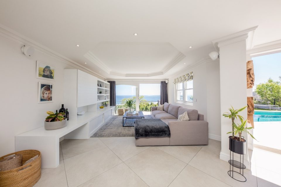 Secret Tranquility - Formal lounge