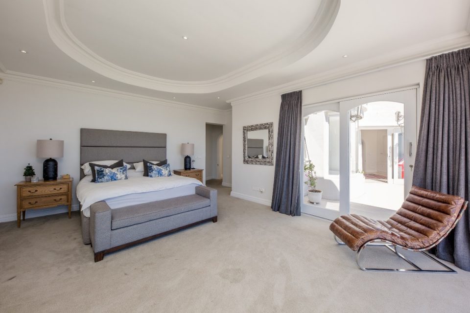 Secret Tranquility - Master bedroom