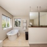 Theresa Views Villa - Main bathroom