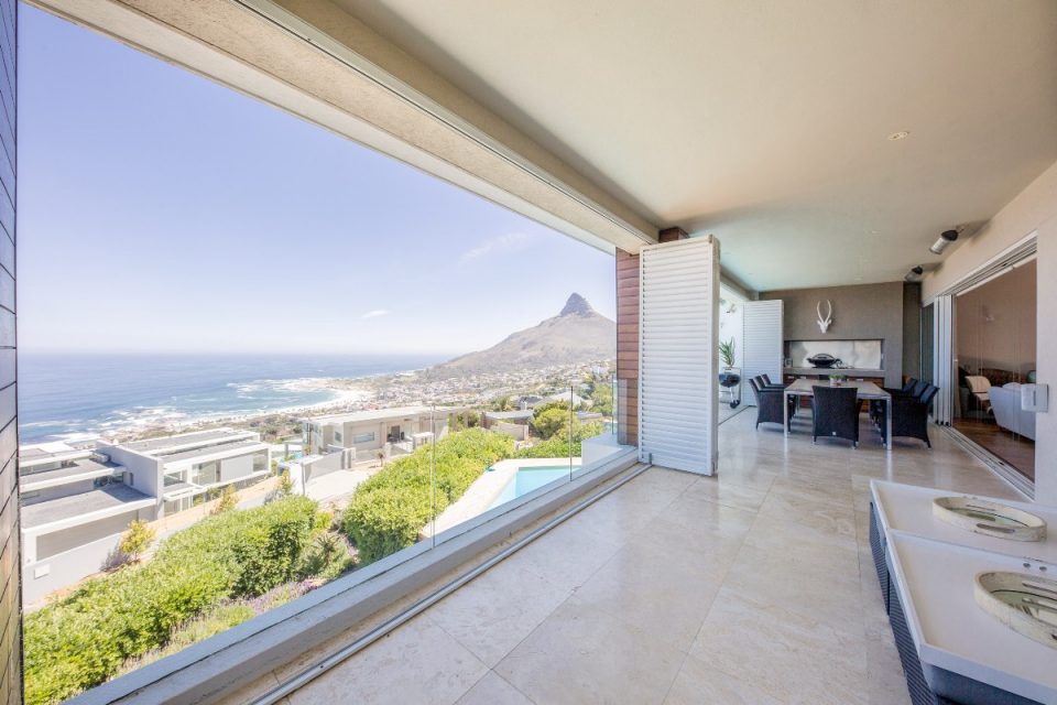 Theresa Views Villa - Balcony