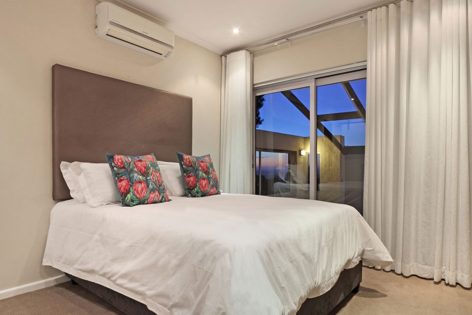 bella-riposa-179293533