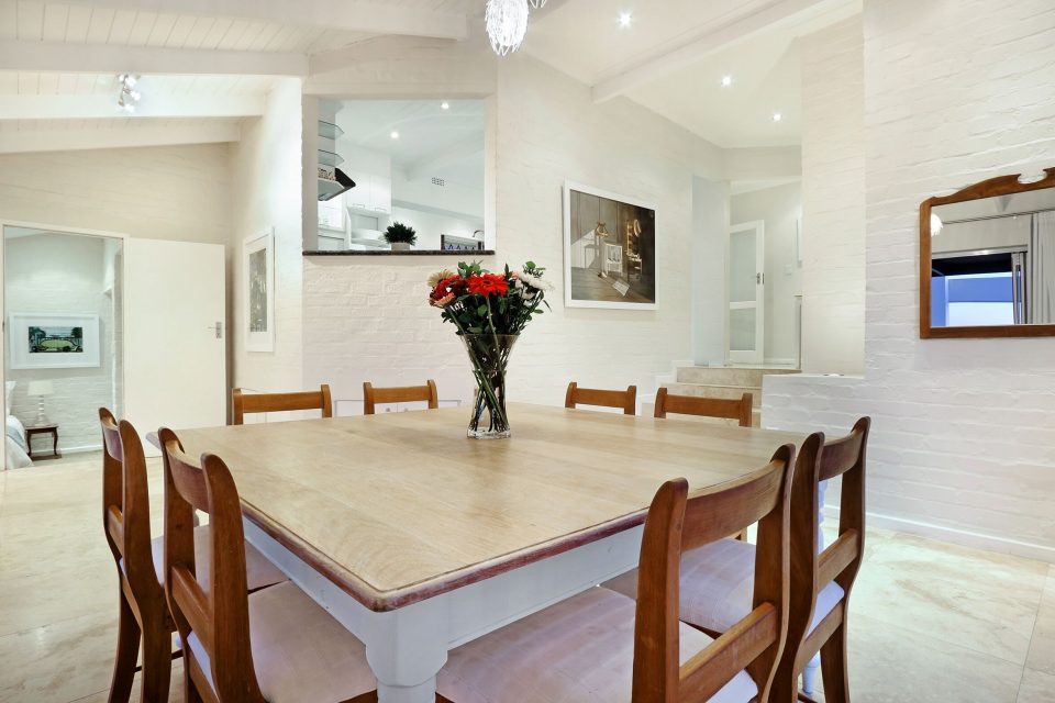 bella-riposa-179293535