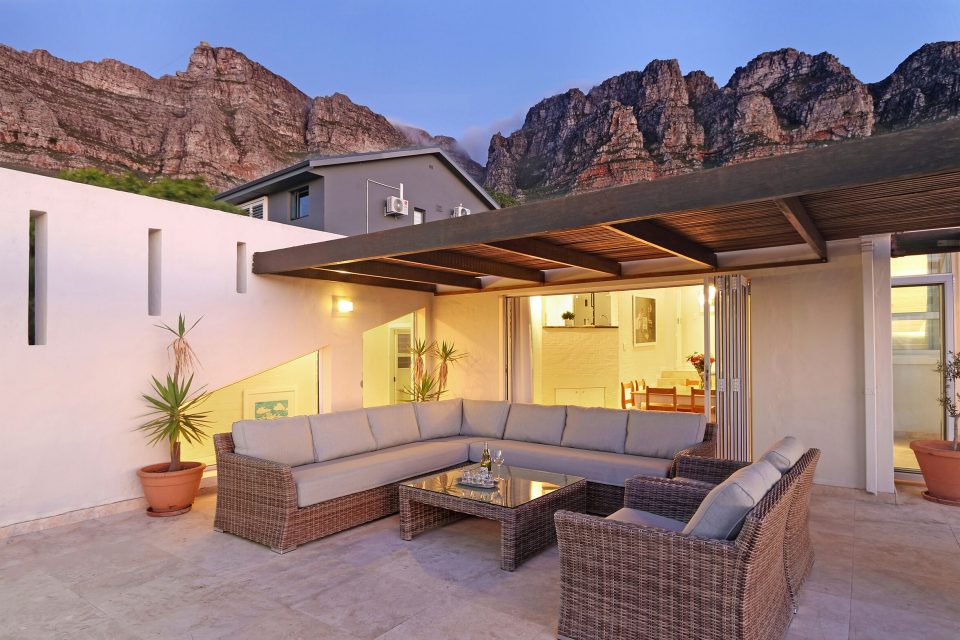 bella-riposa-179293536