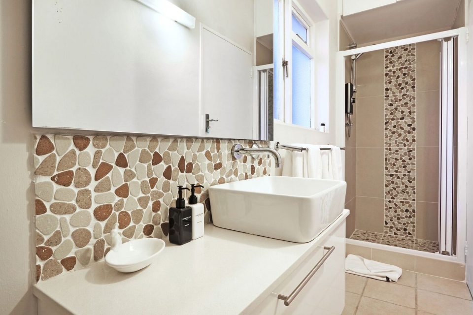 bella-riposa-179293537