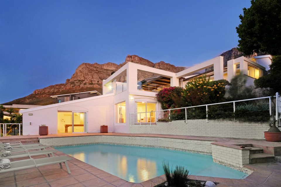 bella-riposa-179293538