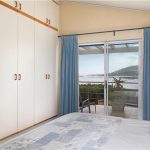 beta-villa-182369577