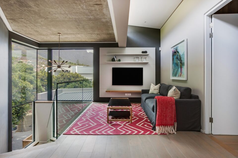 Fulham House - Upper level pajama lounge