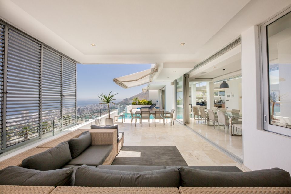 Top Views - Balcony seating