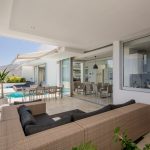 Top Views - Seating on balcony