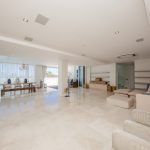 Top Views - Kids lounge