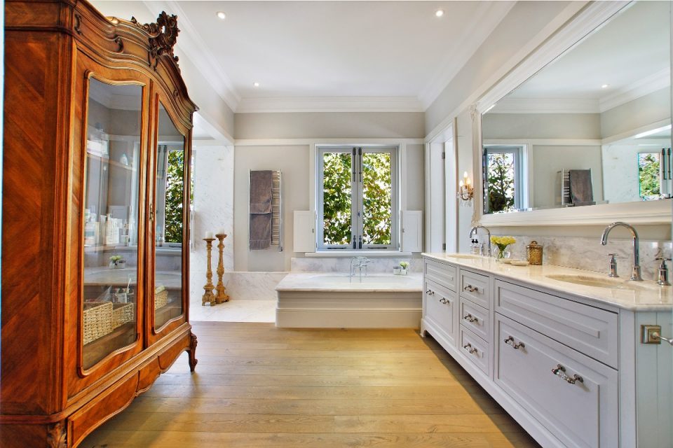 icon-olivia-185749665