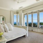 icon-olivia-185749667