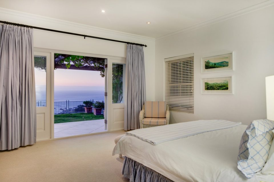 Overkloof - Master bedroom