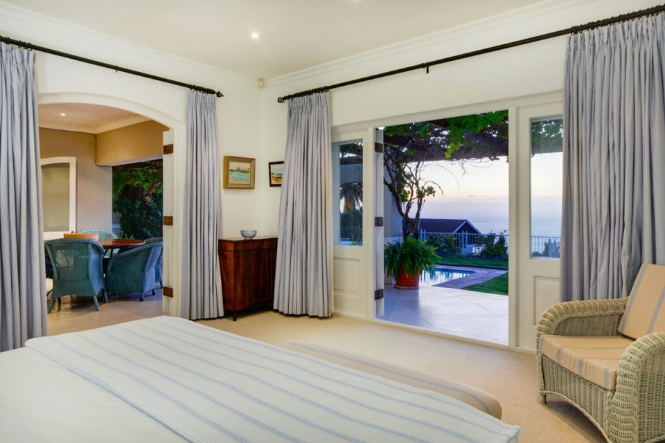 Overkloof - Master bedroom