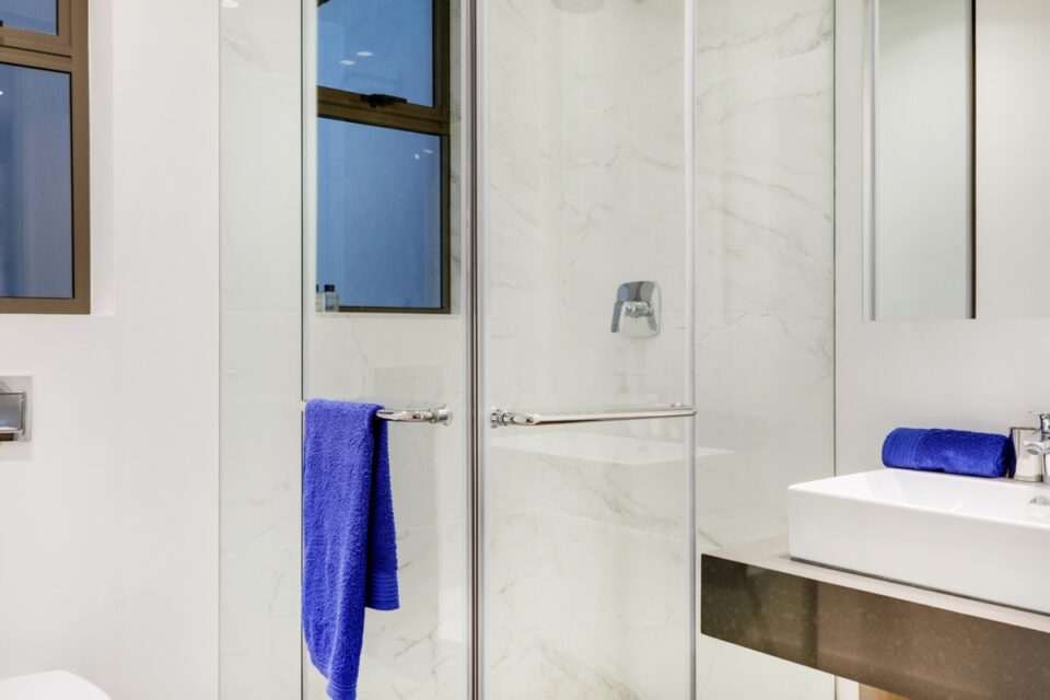 Skyline Main - En-suite