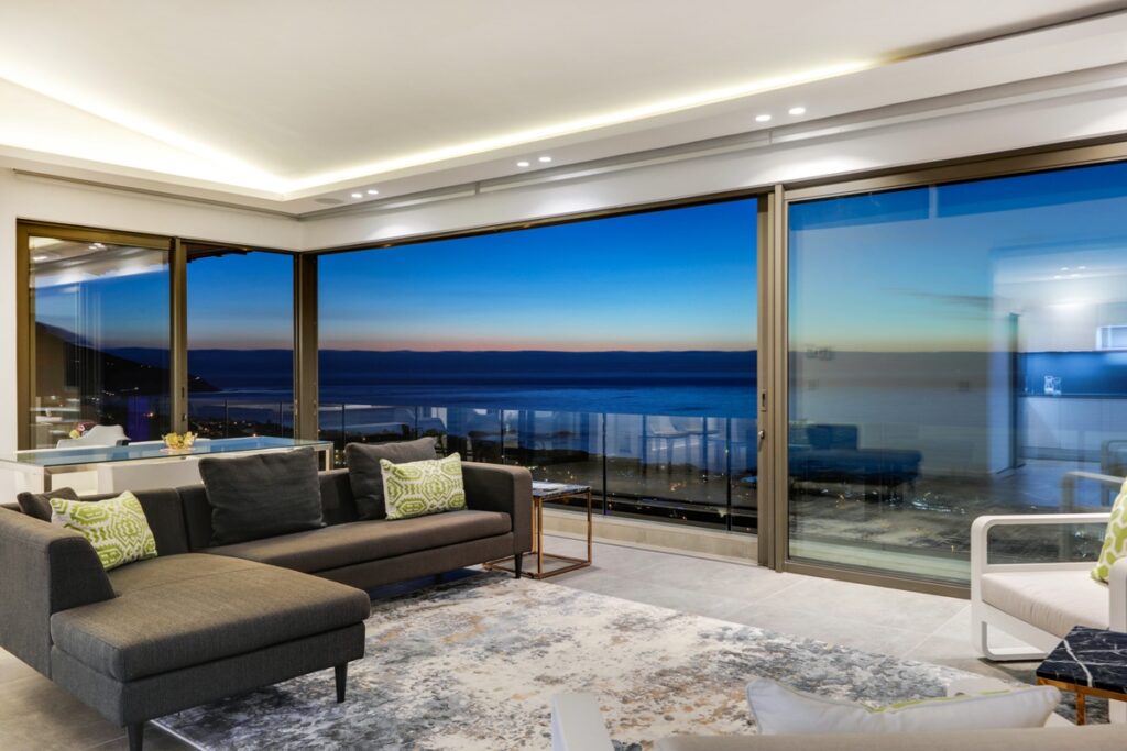 View of Skyline Penthouse » Luxury Holiday Rental (2 Bed) | Camps Bay