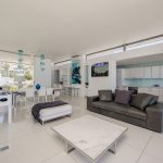 15 Views Penthouse - Living room