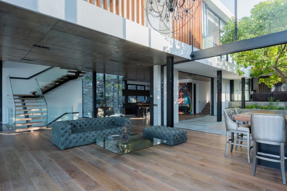 Anchor House - Formal lounge