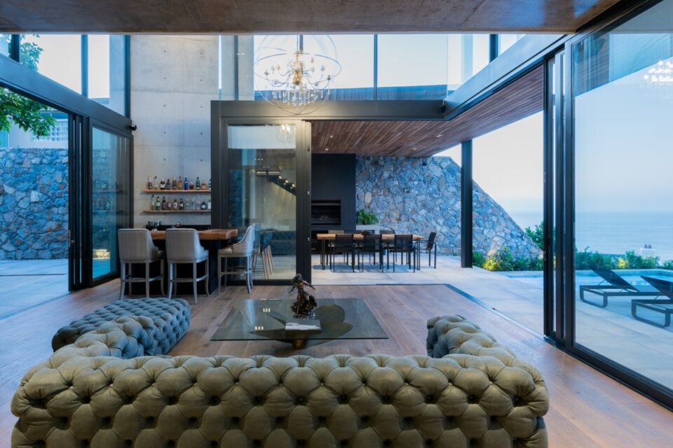 Anchor House - Lounge and bar