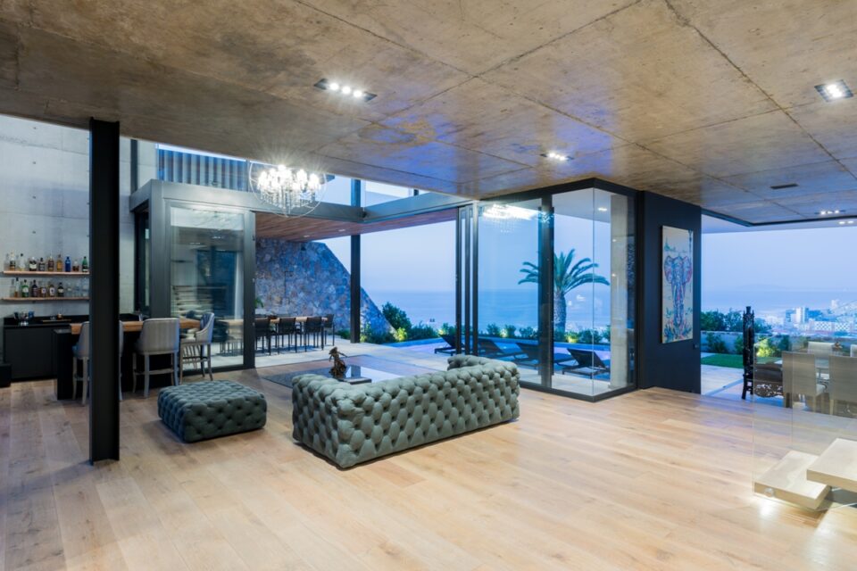 Anchor House - Living area