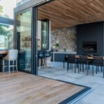 Anchor House - Bar and outdoor entertainment area