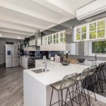 Aqua Vista - Kitchen seating