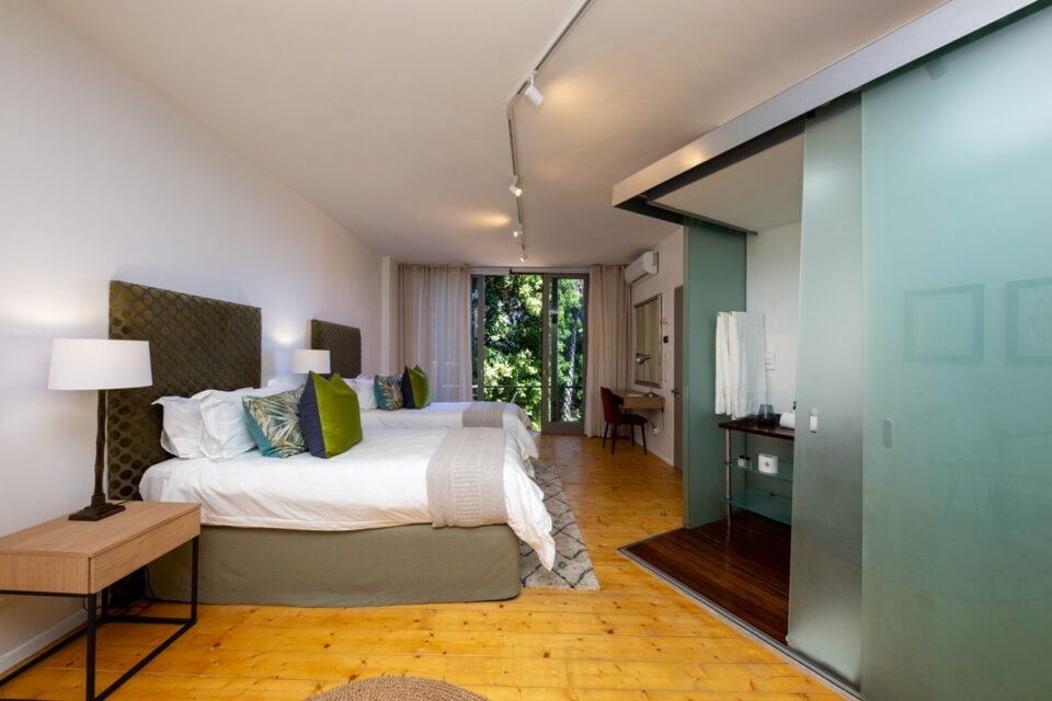 lobster-villa-207960144